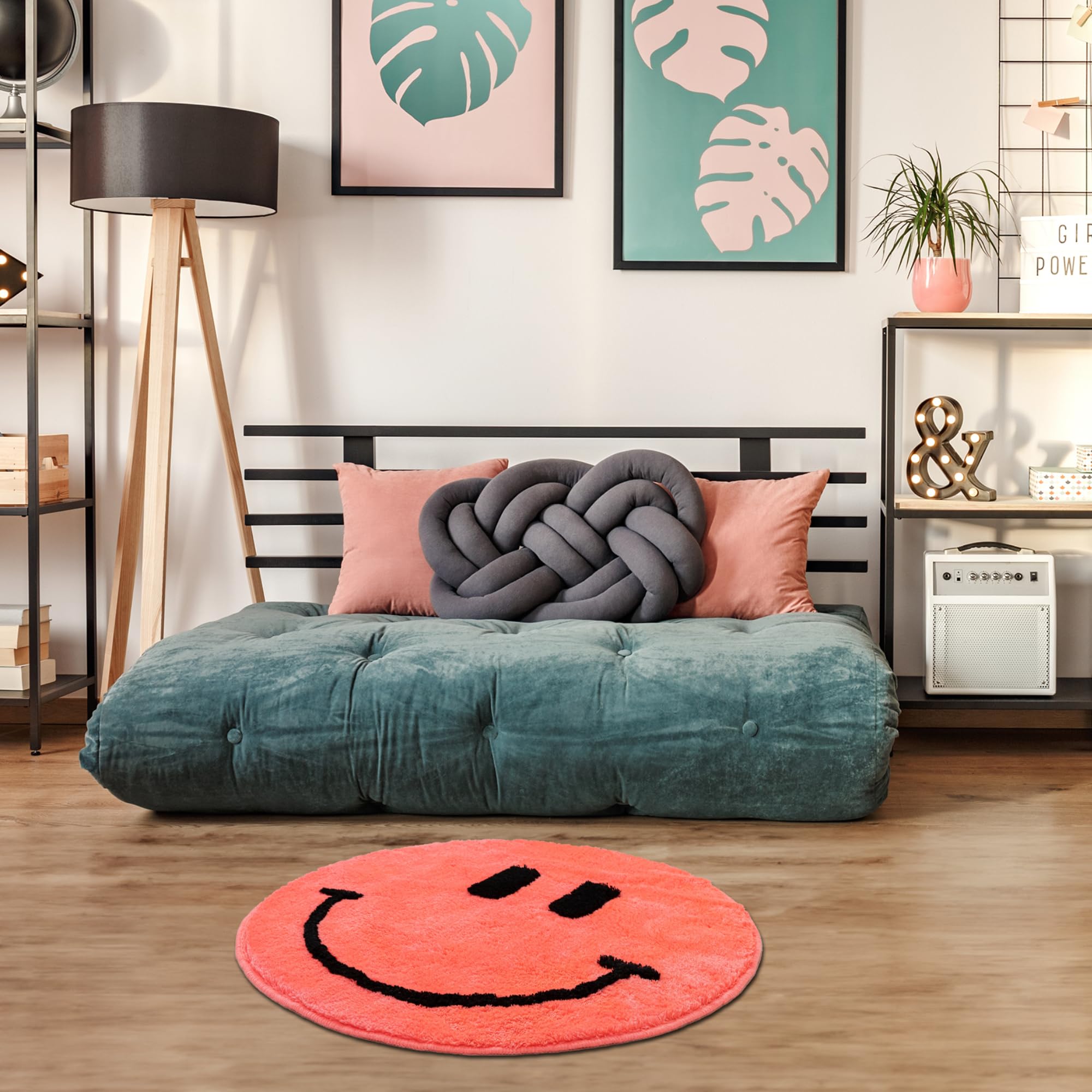 Amazon.com: Beyond Deco Smiley Face Rug, 35'' W x 35'' L Tufted